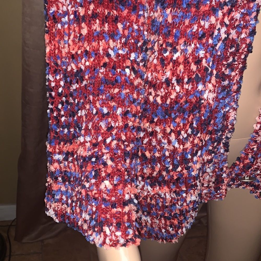 Bouclé Knit Sweater - Picture 4 of 13